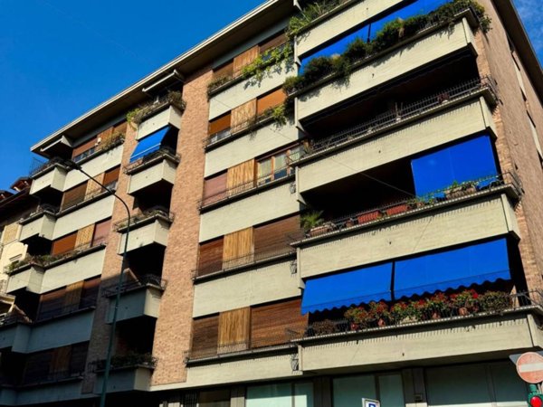 appartamento in affitto a Torino in zona Cit Turin