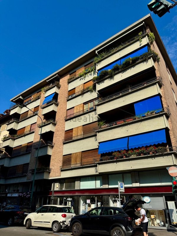 appartamento in affitto a Torino in zona Cit Turin
