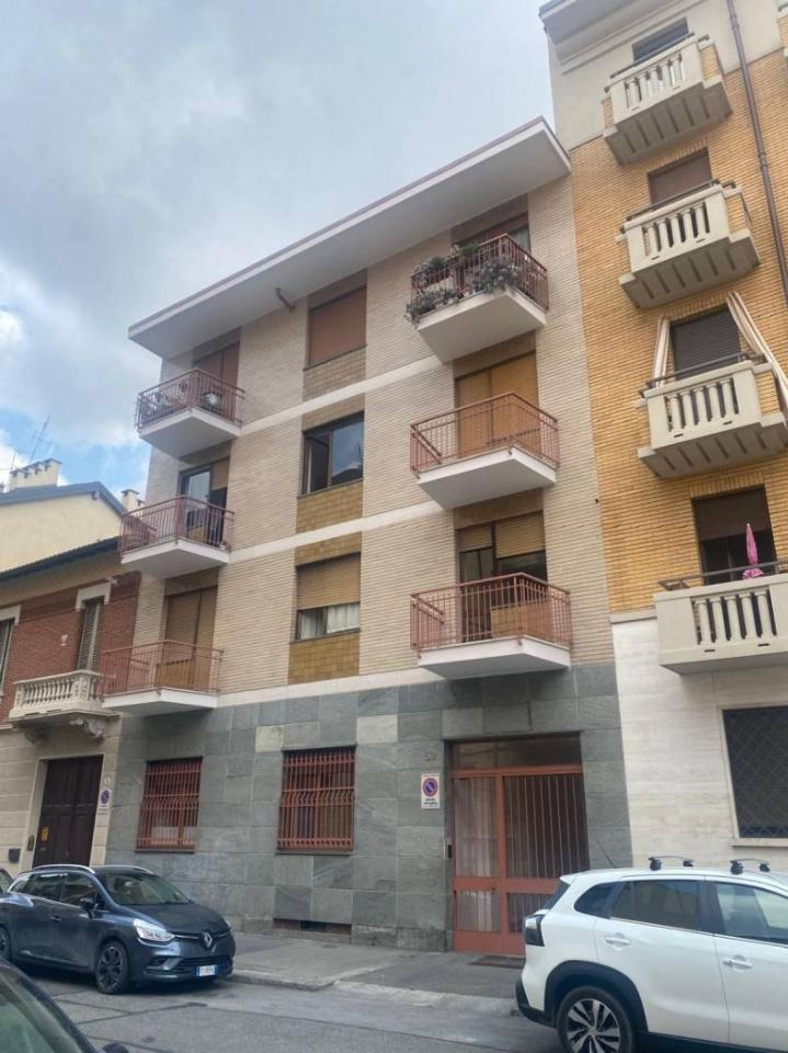 appartamento in affitto a Torino in zona Parella