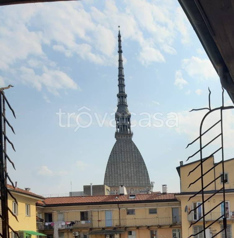 appartamento in affitto a Torino in zona Vanchiglia
