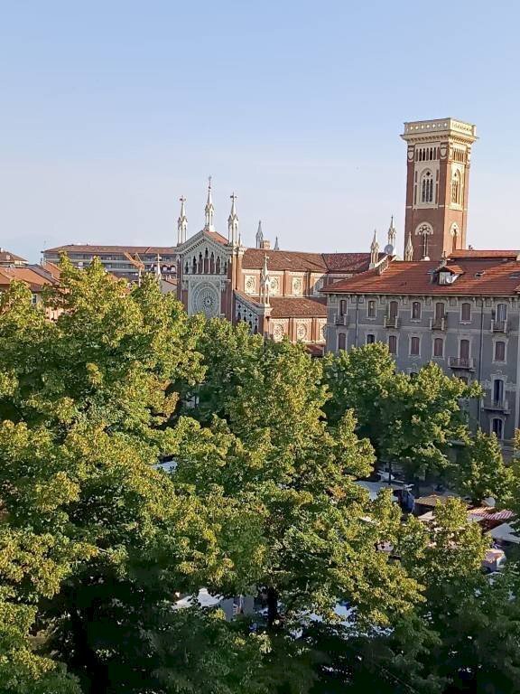 appartamento in affitto a Torino in zona Cit Turin