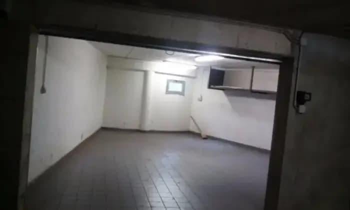 negozio in affitto a Torino in zona Mirafiori Nord