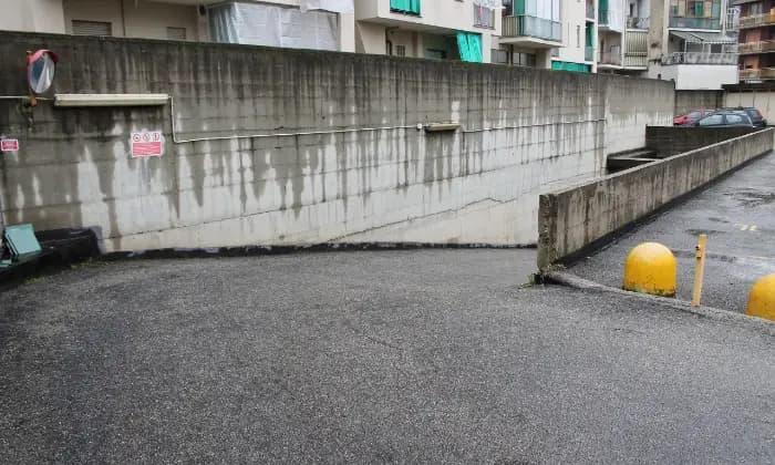 negozio in affitto a Torino in zona Mirafiori Nord