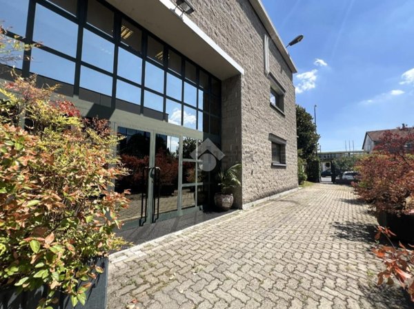 locale di sgombero in affitto a Torino in zona Borgata Vittoria