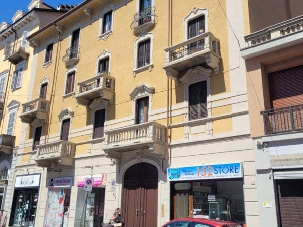 negozio in affitto a Torino in zona San Donato