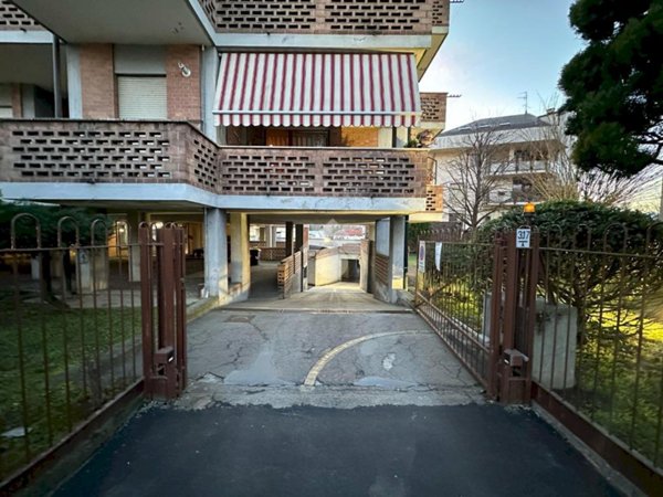 casa indipendente in affitto a Torino in zona Rosa