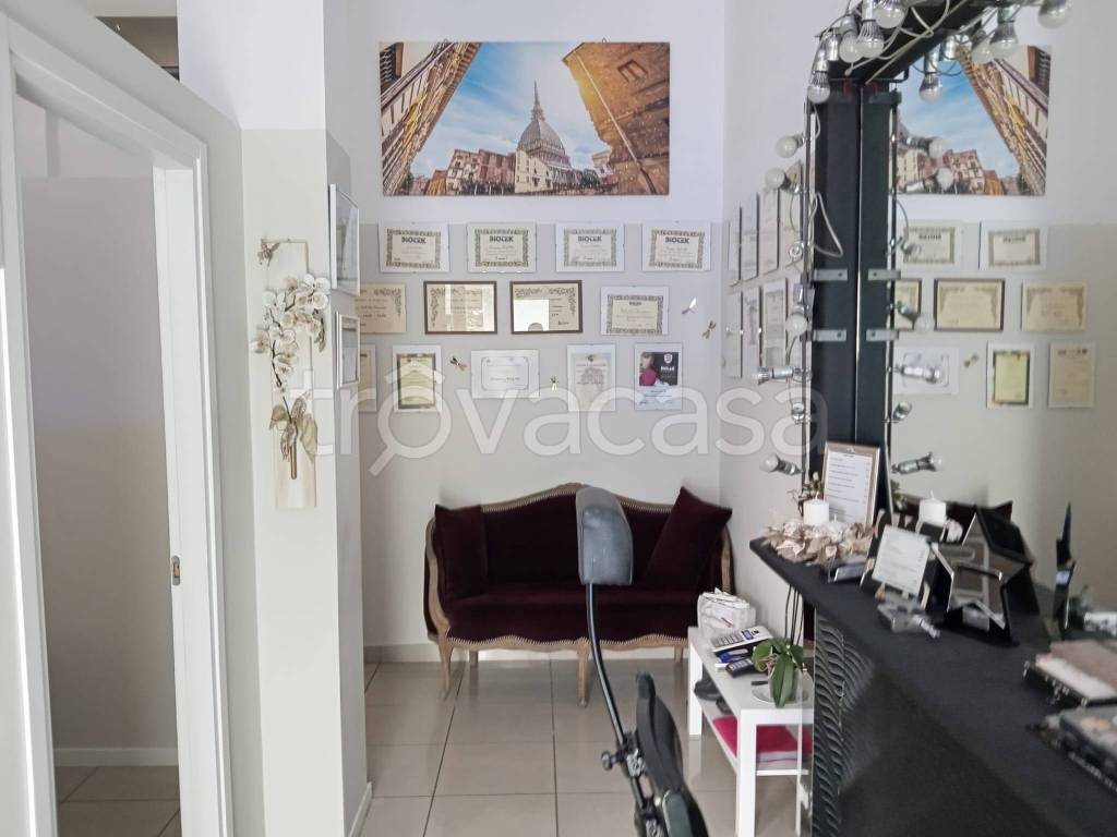 negozio in affitto a Torino in zona Borgo San Paolo