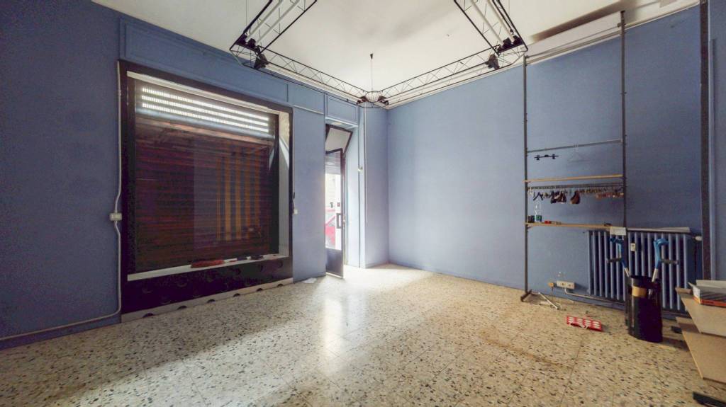 negozio in affitto a Torino in zona San Salvario