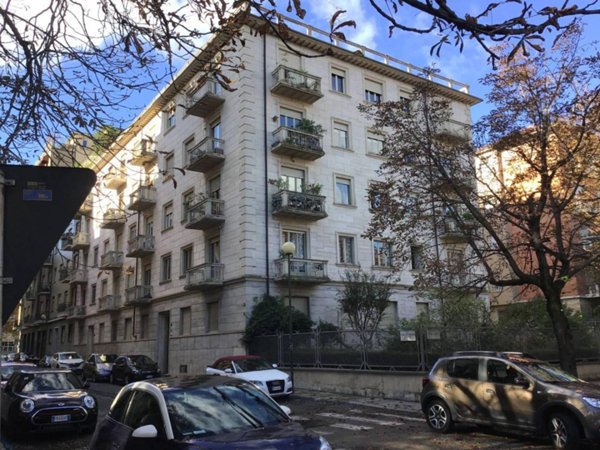 appartamento in affitto a Torino in zona Crocetta