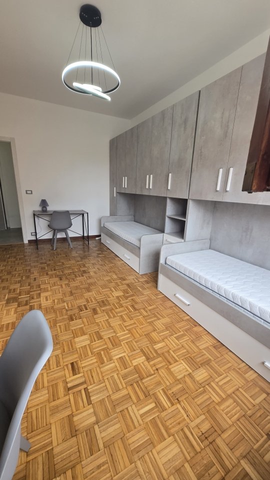 negozio in affitto a Torino in zona Lingotto