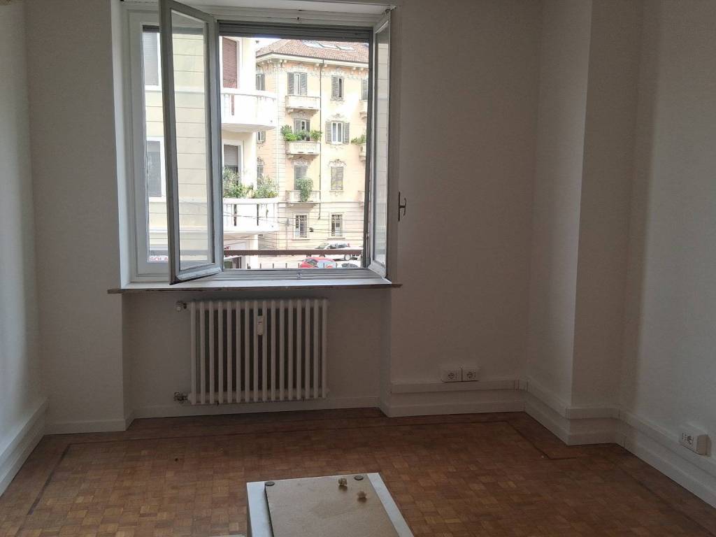 ufficio in affitto a Torino in zona Cenisia