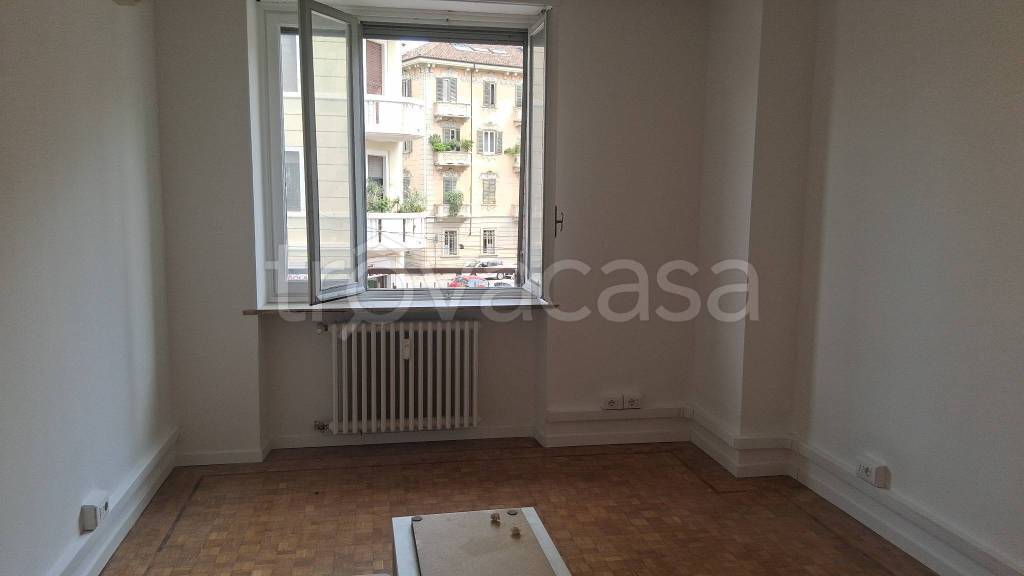ufficio in affitto a Torino in zona Cenisia