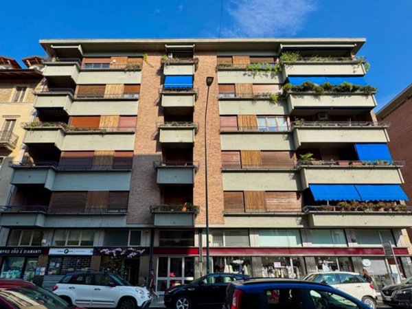 appartamento in affitto a Torino in zona Cit Turin
