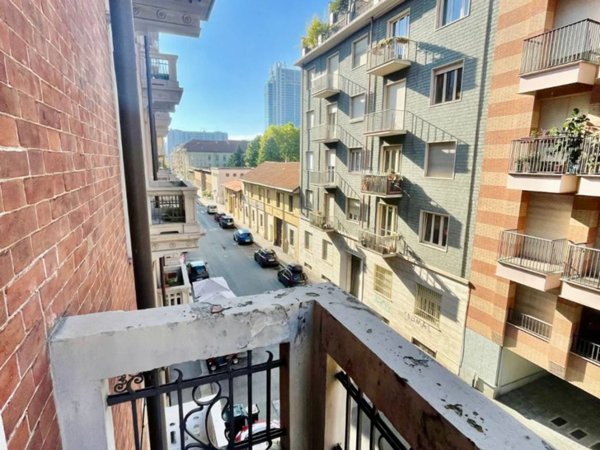 appartamento in affitto a Torino in zona Cit Turin