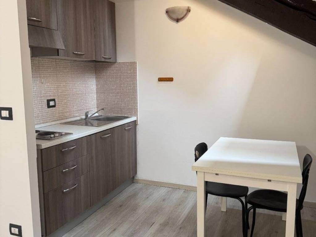 appartamento in affitto a Torino in zona Cit Turin