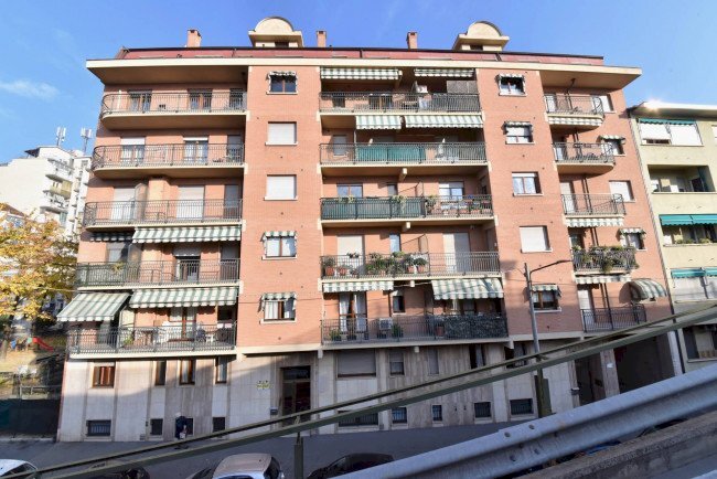 locale di sgombero in affitto a Torino