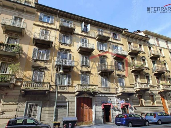 appartamento in affitto a Torino in zona Crocetta