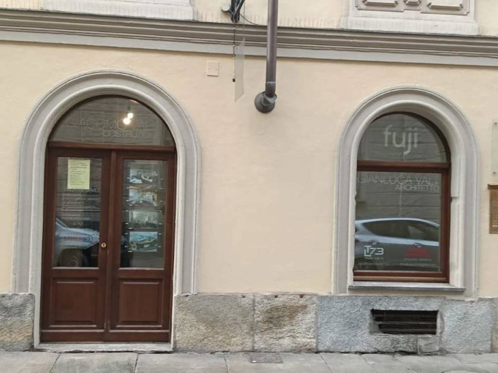 negozio in affitto a Torino