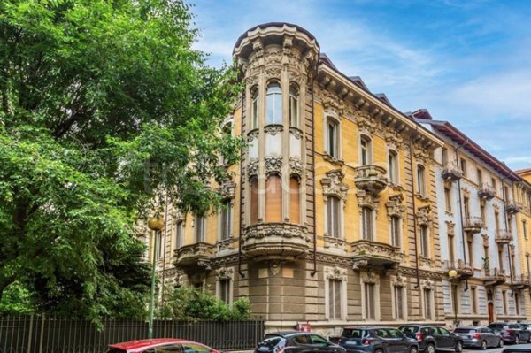 appartamento in affitto a Torino in zona Crocetta