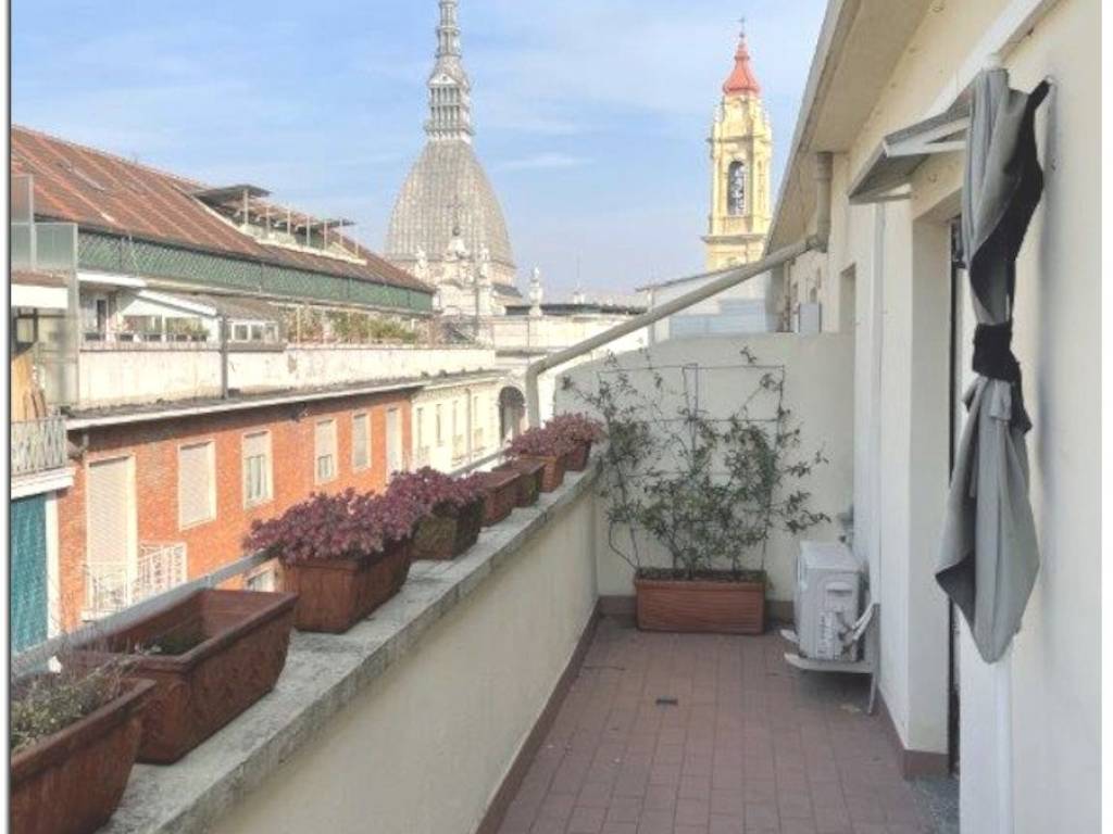 appartamento in affitto a Torino in zona Centro Storico
