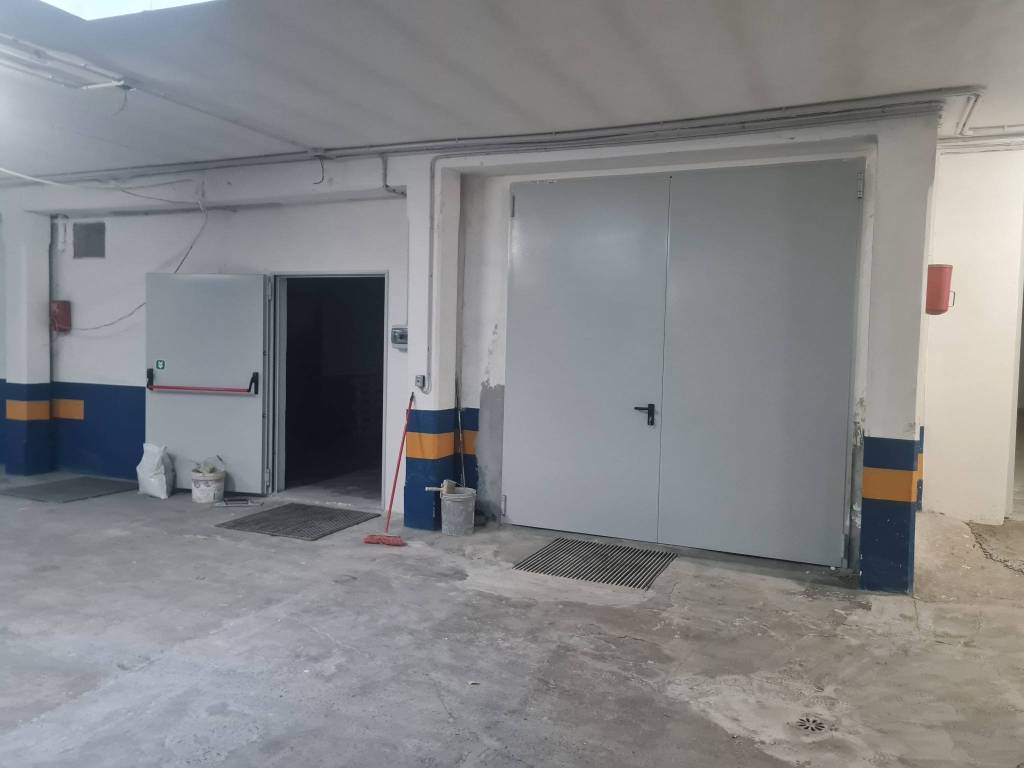 locale commerciale in affitto a Torino in zona Rebaudengo