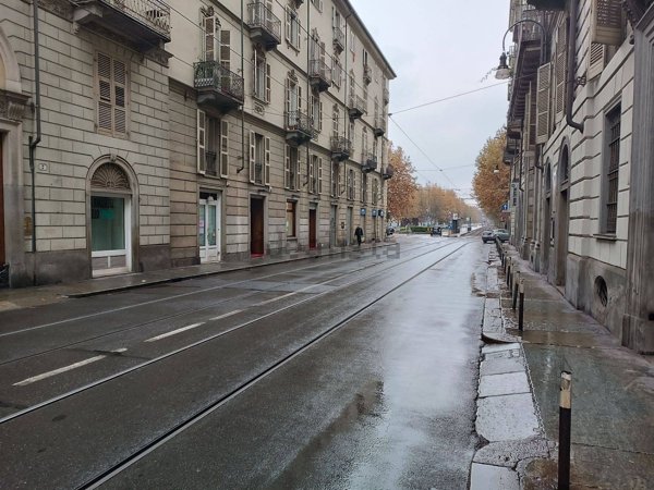 trivano in affitto a Torino in zona Centro Storico