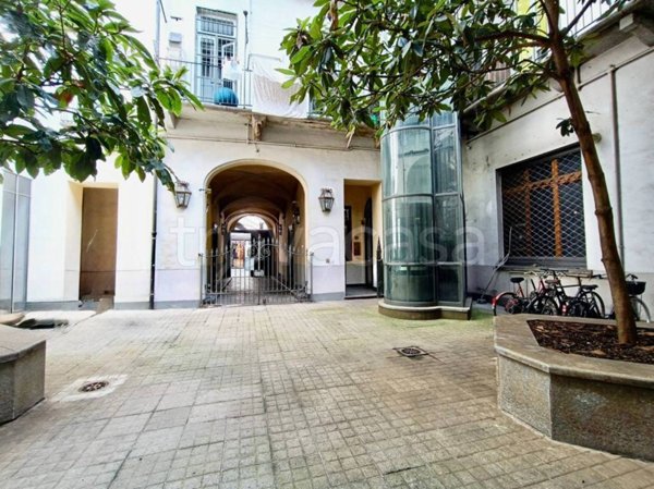 negozio in affitto a Torino in zona Centro Storico