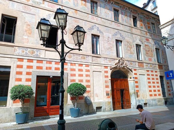 negozio in affitto a Torino in zona Centro Storico
