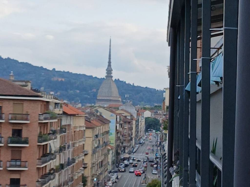 appartamento in affitto a Torino in zona Aurora