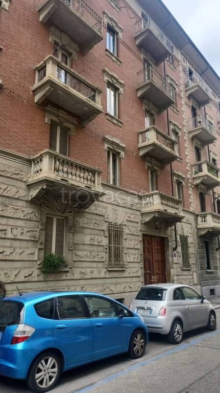 appartamento in affitto a Torino in zona Crocetta