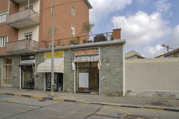 locale commerciale in affitto a Torino in zona Parella