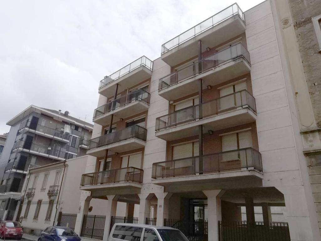 appartamento in affitto a Torino in zona Cit Turin