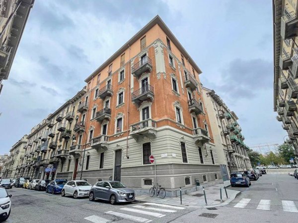 appartamento in affitto a Torino in zona Crocetta