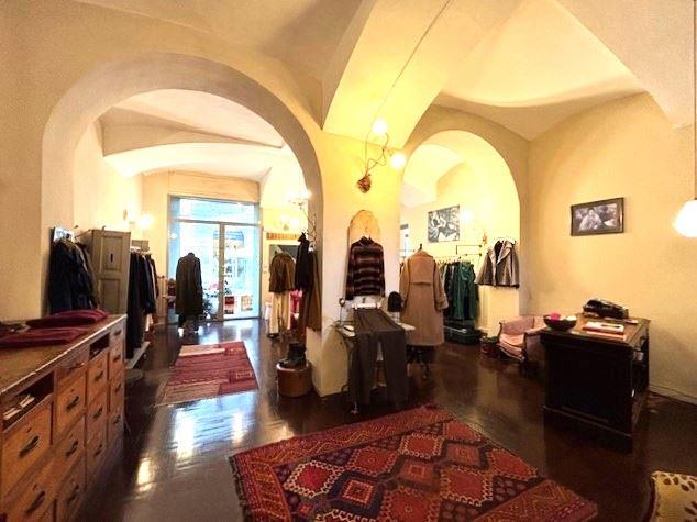 negozio in affitto a Torino in zona Centro Storico