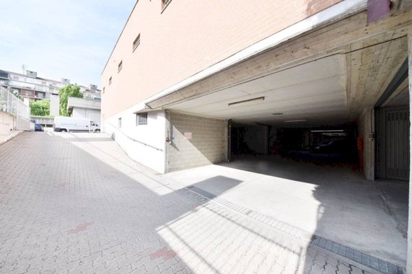 locale di sgombero in affitto a Torino in zona Barriera di Milano