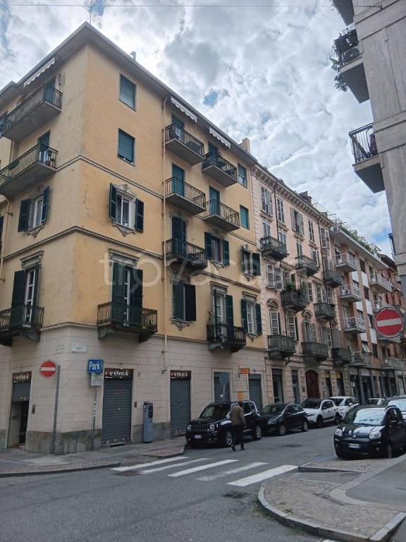 appartamento in affitto a Torino in zona Crocetta