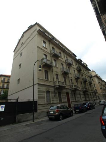 appartamento in affitto a Torino in zona Crocetta