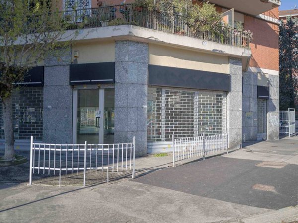 negozio in affitto a Torino in zona Filadelfia