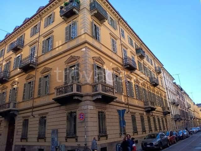 appartamento in affitto a Torino in zona Centro Storico
