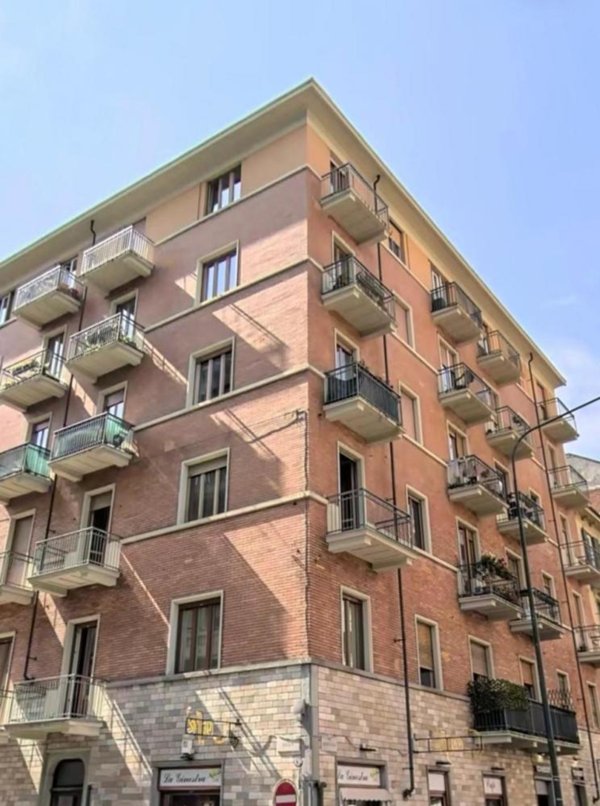 appartamento in affitto a Torino in zona Cit Turin