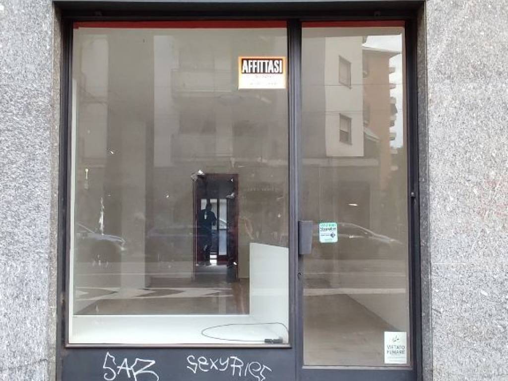 negozio in affitto a Torino in zona Pozzo Strada