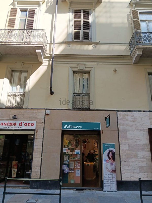 negozio in affitto a Torino