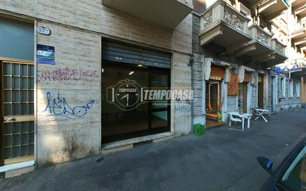 negozio in affitto a Torino in zona Regio Parco