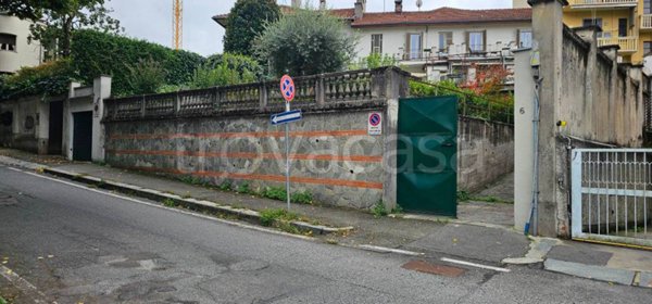 locale commerciale in affitto a Torino in zona Madonna del Pilone