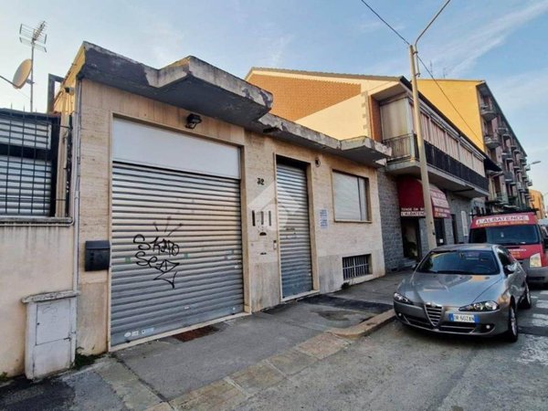locale commerciale in affitto a Torino in zona Pozzo Strada