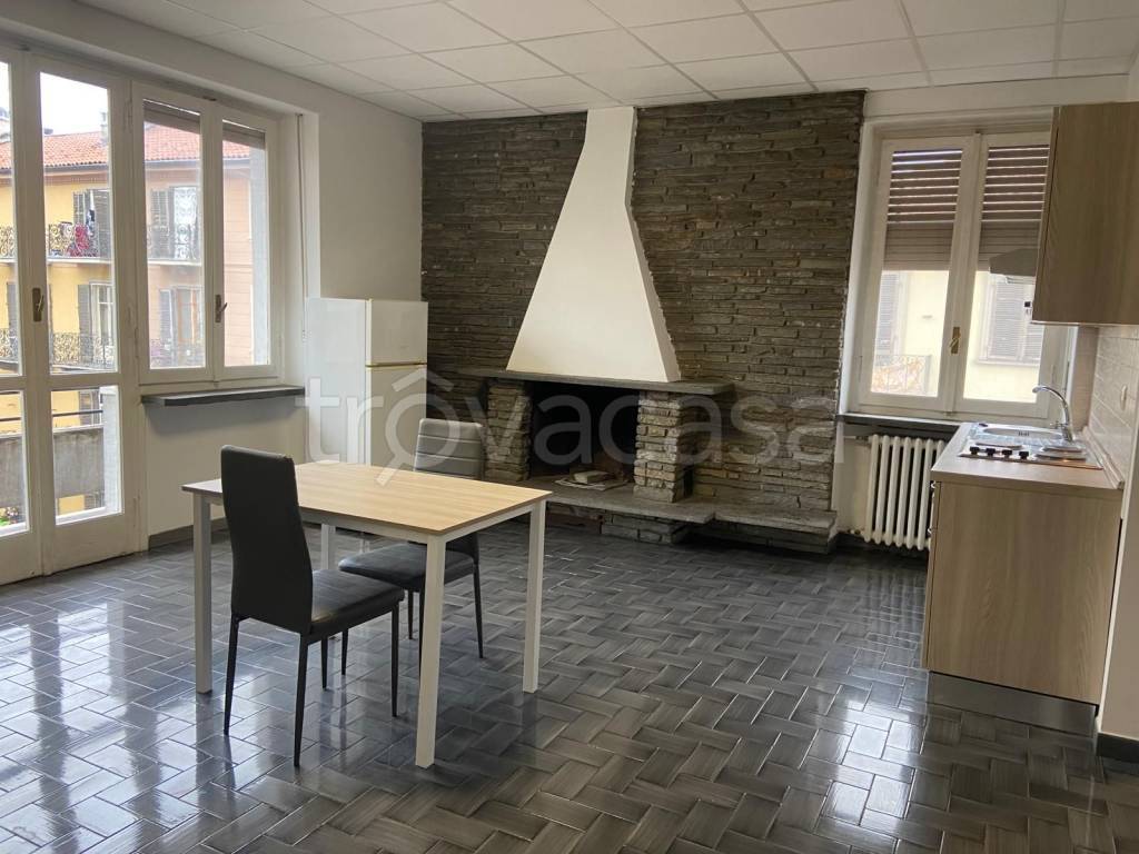 appartamento in affitto a Torino in zona Aurora