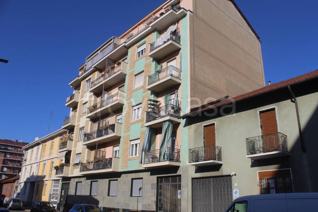 appartamento in affitto a Torino in zona Lucento
