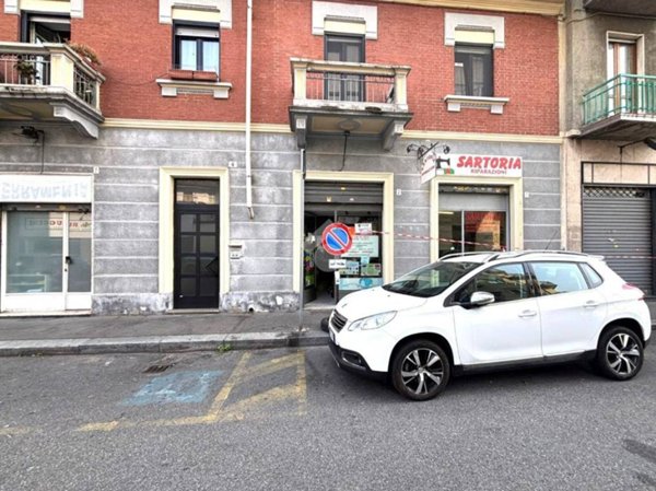 negozio in affitto a Torino in zona Borgata Vittoria