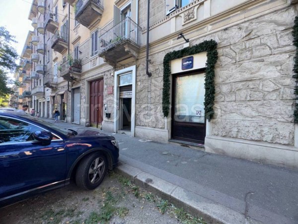 negozio in affitto a Torino in zona Vanchiglia