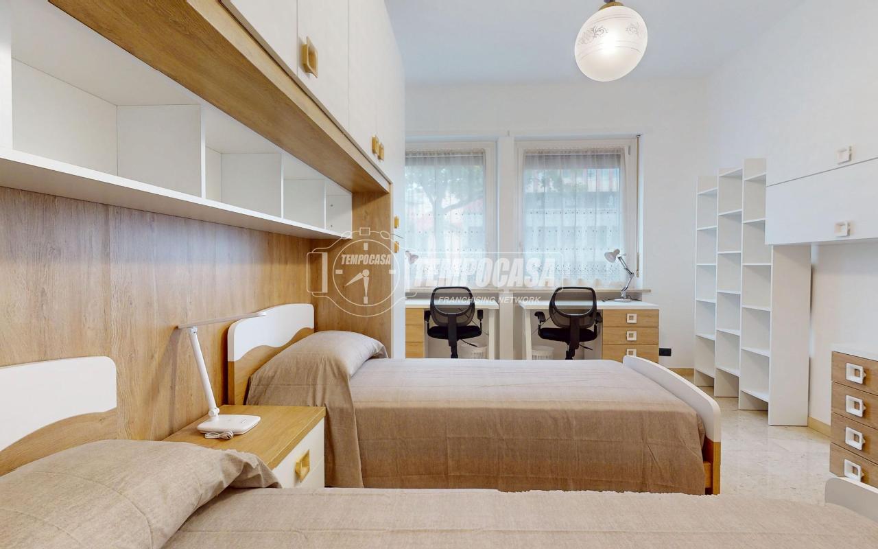 negozio in affitto a Torino in zona Vanchiglia